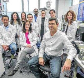 Fotografía de los componentes del equipo de investigación de la empresa granadina Genyo dedicados a investigar la enferedad de Wiskott-Aldrich