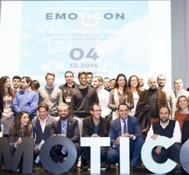 Asistentes a una de las jornadas tecnológicas de Emoticon