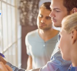 Varios jóvenes emprendedores en el curso Actívate de Google que se celebra en Granada